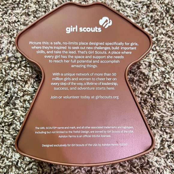 Girl Scout Brownie Tin - Picture 4 of 6